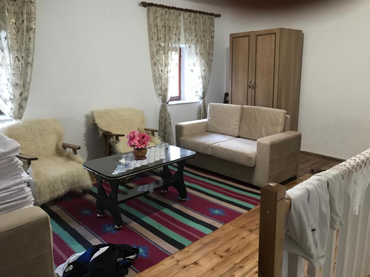 Guest House Sabriu Rabdisht エクステリア 写真