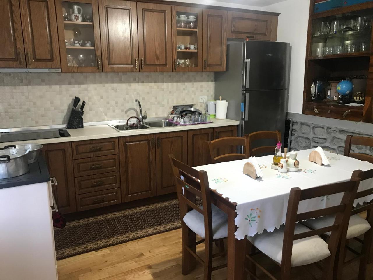 Guest House Sabriu Rabdisht エクステリア 写真